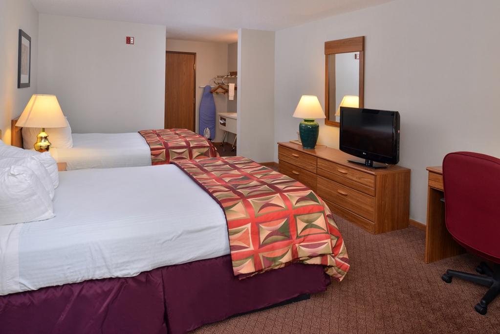 Magnuson Hotel Country Inn Ishpeming Номер фото
