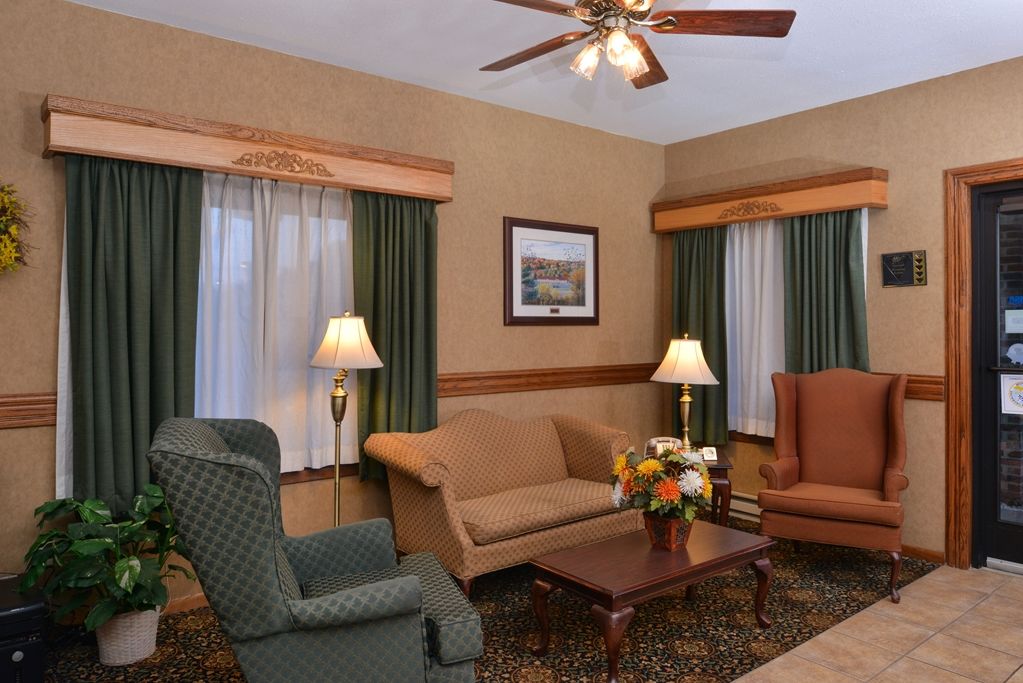 Magnuson Hotel Country Inn Ishpeming Інтер'єр фото